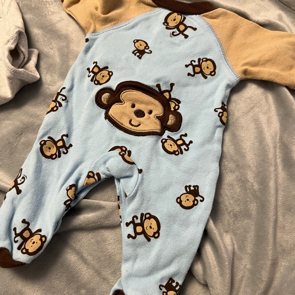 6c gently used preemie baby boy onesies pants sleeper clothes lot carters - Picture 10 of 16